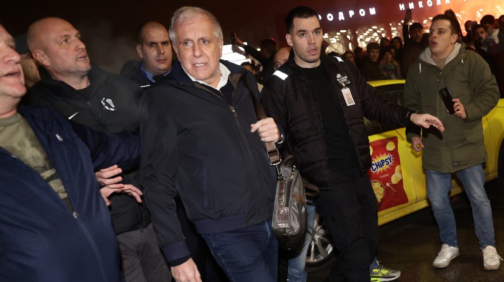 Željko Obradović, aerodrom