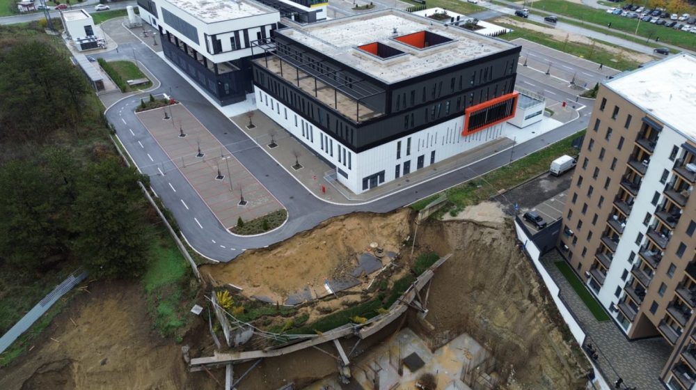 Zemljište i dalje klizi kod Centra izvrsnosti u Kragujevcu 1