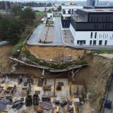 Obrušio se put kod Centra izvrsnosti u Kragujevcu 8