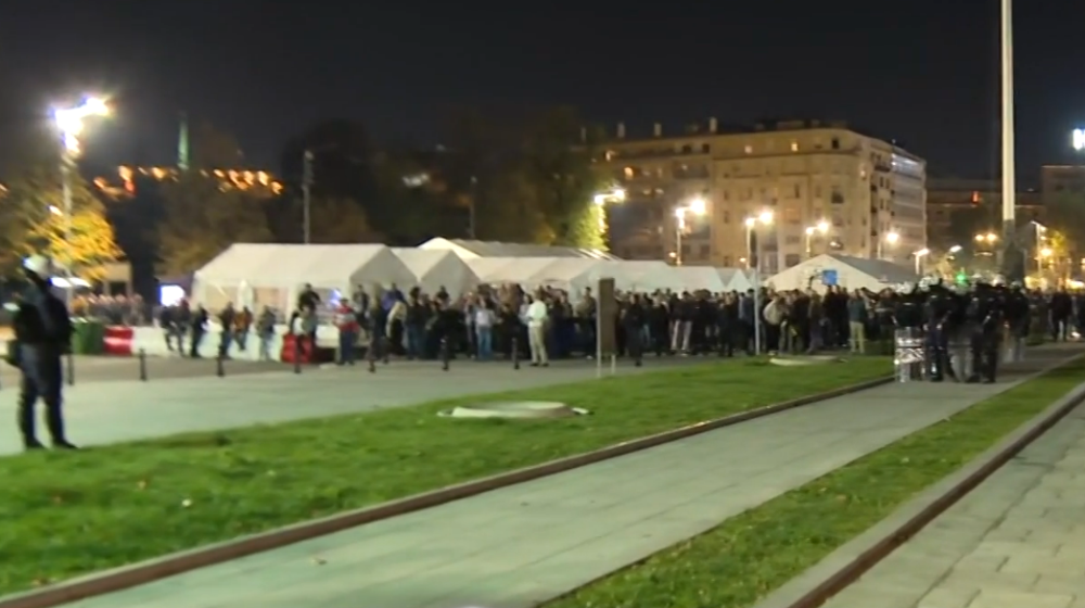 Oglasili se studenti u blokadi povodom tenzija ispred Skupštine Srbije, pa povukli objavu 1