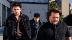 Beogradski rok sastav Oxajo, koji čine Dušan Strajnić, Marko Ajković i Dario Vuksanović - trojica autentičnih frontmena nove generacije - održaće veliki koncert 26. decembra u Zappa Barci, kojim će obeležiti izlazak svog prvog studijskog albuma.