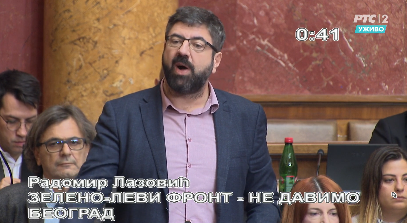 Završen rad Skupštine za danas, nastavak sutra ujutru, u 10 časova: Dijana Hrka i dalje štrajkuje glađu ispred 12 Završen rad Skupštine za danas, nastavak sutra ujutru, u 10 časova: Dijana Hrka i dalje štrajkuje glađu ispred 11
