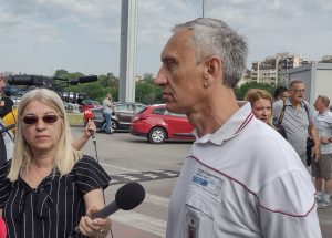  

Predsednik Saveza samostalnih sindikata Kragujevca Saša Đorđević podneo je danas neopozivu ostavku.