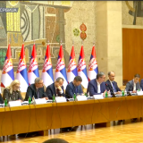 Hitna sednica Vlade Srbije zbog NIS-a: Vučić neće nacionalizaciju, ministarka Đedović Handanović spremna da podnese ostavku 8