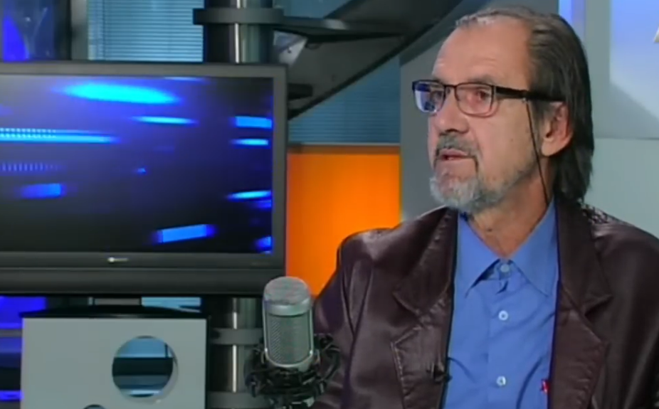 "Crna Gora je poligon rusko-srpskog divljanja": Povodom izjave Darka Glišića o skandiranju hrvatskih navijača i "otvorenoj mržnji prema Srbima" 2 Sreten Vujović