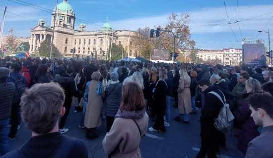 Najsmešnije je kad autokrata sam sebe naziva Ćacijem 6