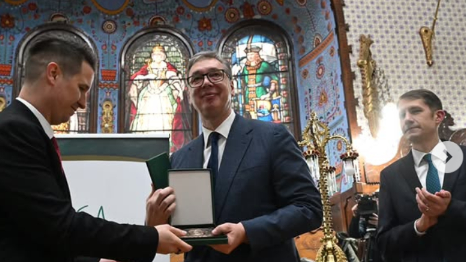 Pojedinim novinarima onemogućeno izveštavanje sa dodele nagrada Vučiću i Orbanu u Subotici 2