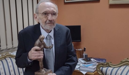 Pritiscima u pozorištu smo izloženi u svakom kriznom vremenu 6