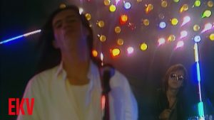 Restaurirani snimak studijskog gostovanja Ekatarine Velike za pesmu ,,Iznad grada” dostupan je na zvaničnom kanalu Ekatarina Velika Official.