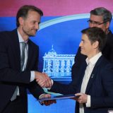 Bekerat: Uzdržati se od verbalnih napada i pretnji novinarima 6