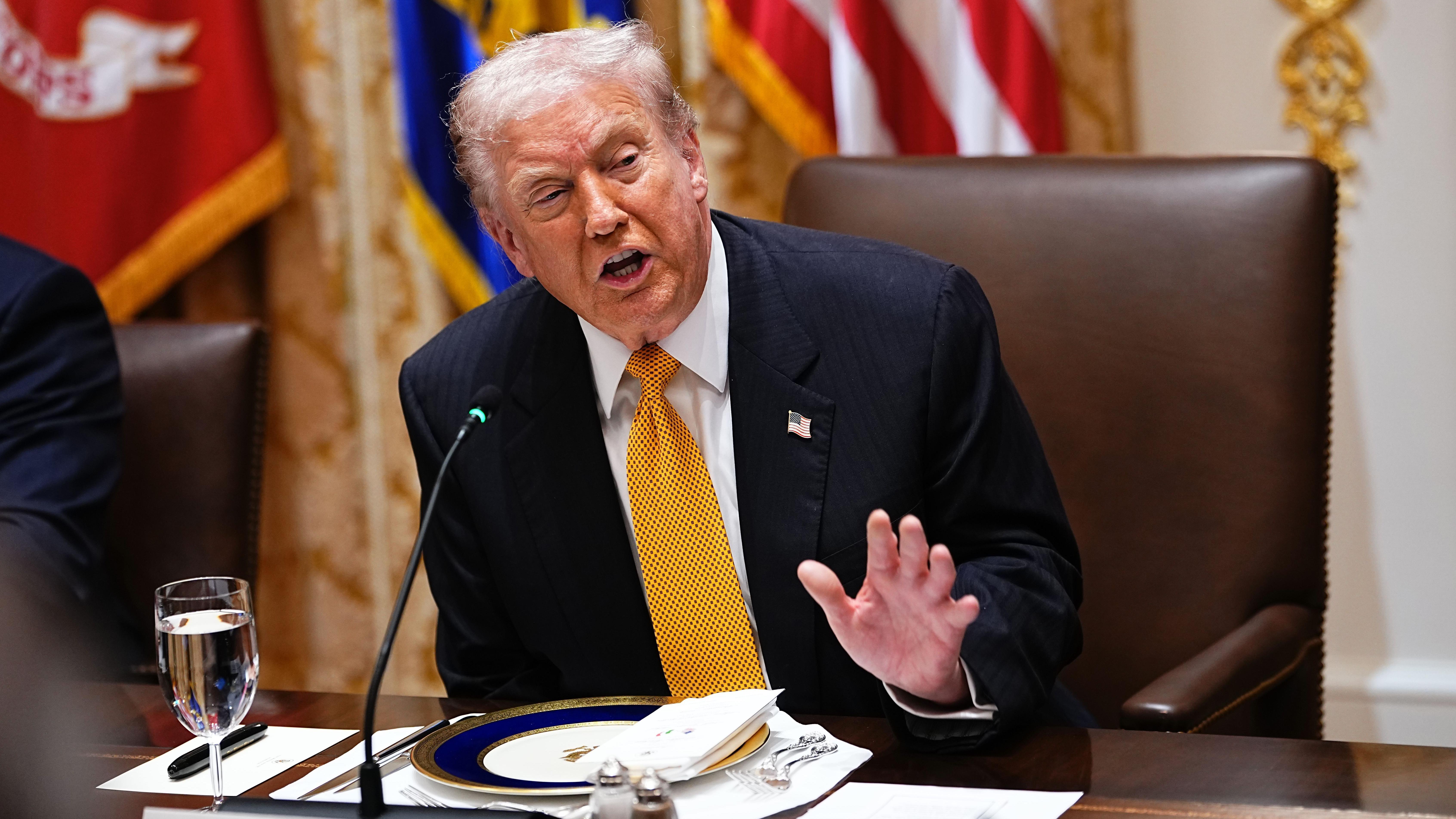 Tramp preti tužbom od milijardu dolara BBC-ju 1 tramp