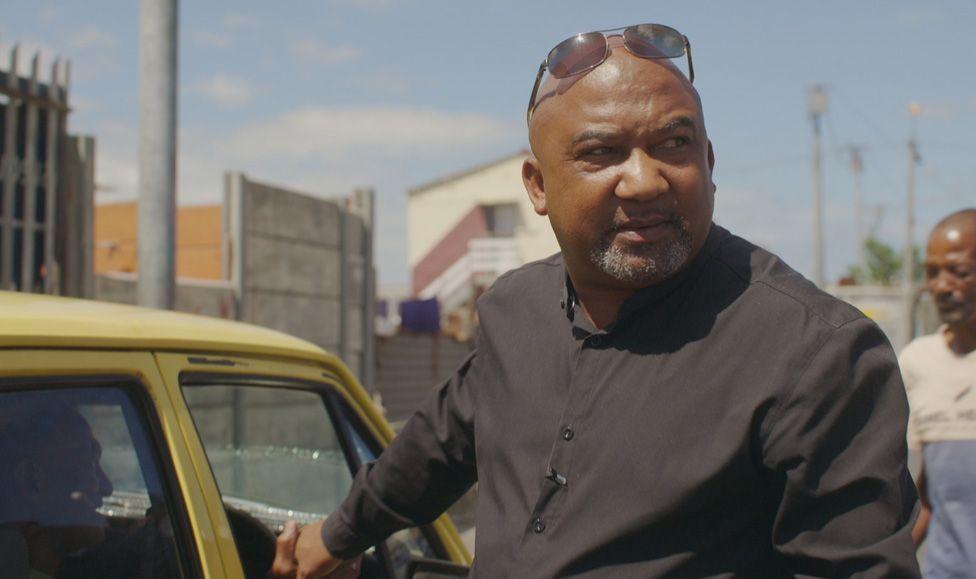 Uhvaćeni između dve vatre: Žrtve rata bandi u Kejptaunu 2 Pastor Krejven Engel