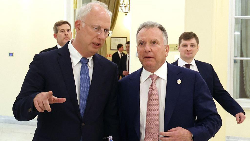 Putinov propagandista ili ključ za mir u Ukrajini: Ko je diplomata Kiril Dmitrijev 2 Kiril Dimitrijev i Stiv Vitkof