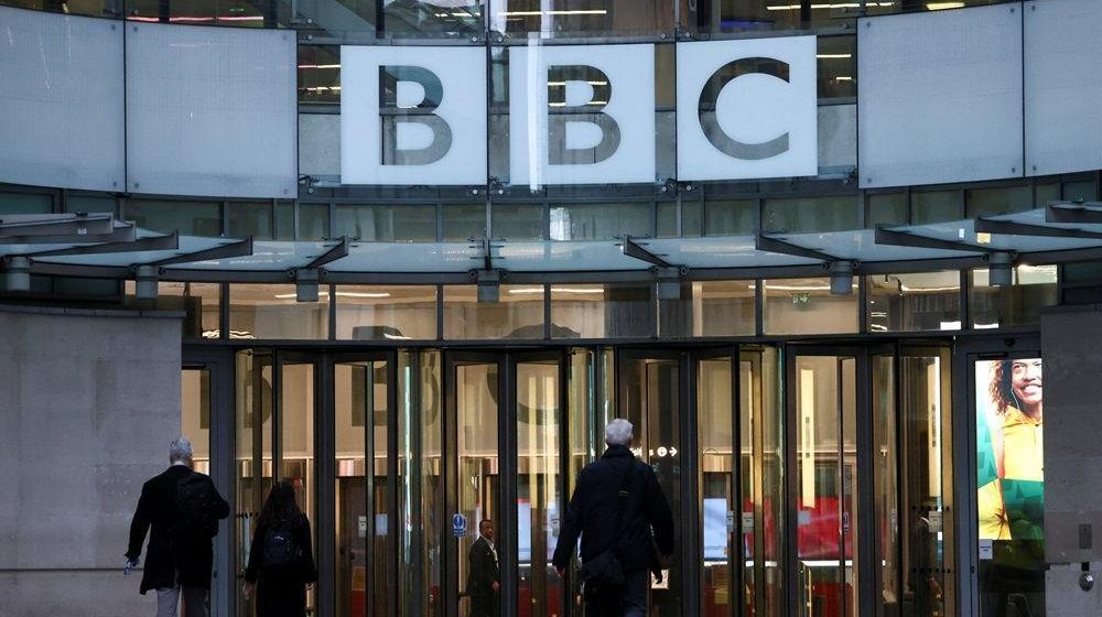 Ostavke u BBC-ju: Seizmička promena koja ukazuje na raskol u vrhu kuće 8