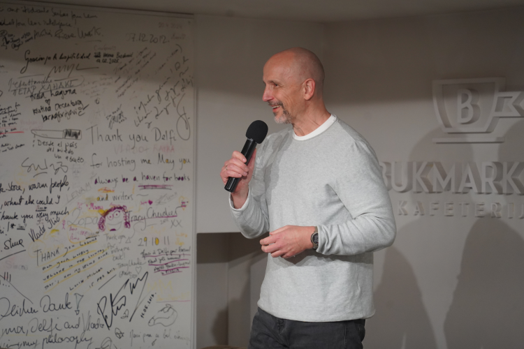 "Lakše je kada se muka podeli sa nekim": Aleksandar Stanković predstavio novu knjigu "F32" 1