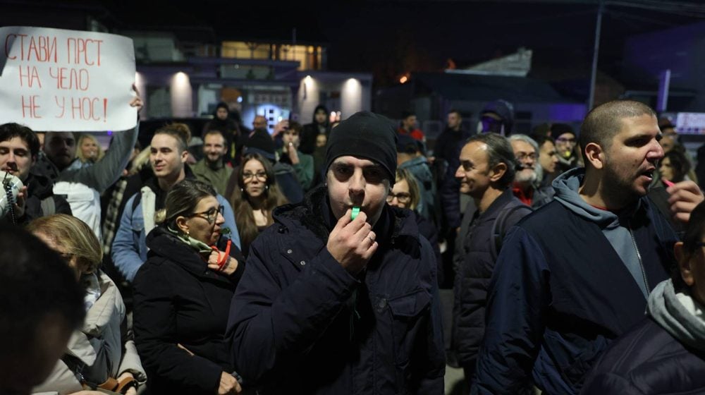 Zašto su privedeni studenti na protestu ispred Niš TV, iako ministar prosvete nije ni gostovao? 2