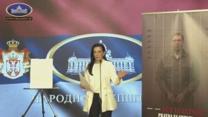 Marinika Tepić počela sa "čitanjem optužnica" u Skupštini, prva protiv Aleksandra Vučića 1