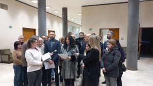 Opozicija u Beogradu traži vanrednu sednicu Skupštine grada: Predlažu debatu o Apoteci Beograd i Generalštabu 8 Opozicija u Beogradu traži vanrednu sednicu Skupštine grada: Predlažu debatu o Apoteci Beograd i Generalštabu 5