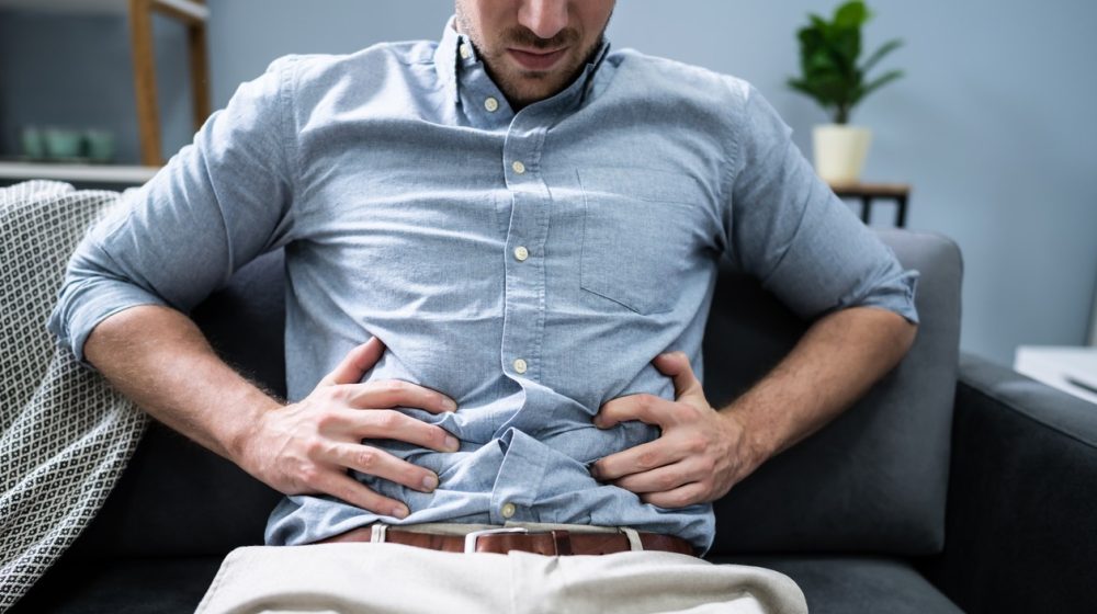 Bol i nelagodnost na desnoj strani stomaka su prvi simptomi česte bolesti 9