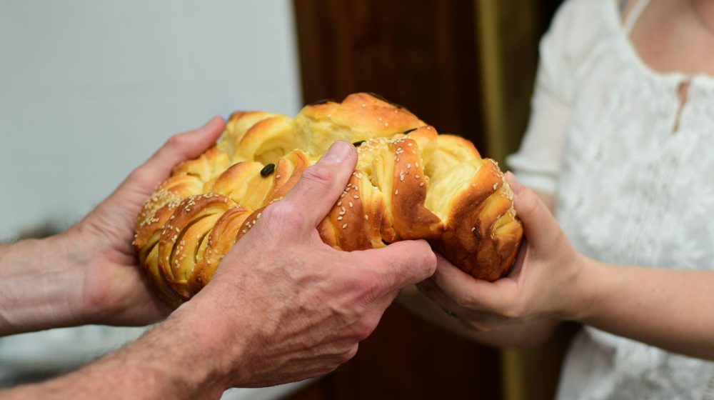 Kada počinje da se slavi krsna slava: Pravilo koje se prenosi generacijama 1