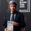Bukerova nagrada 2025. pripala Dejvidu Soloju za roman „Flesh“ 11