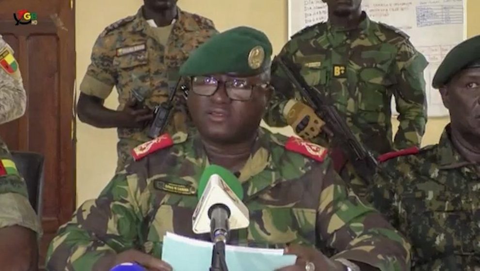 vojni puč, Gvineja Bisao