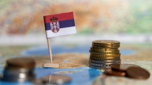 Javna preduzeća u Srbiji sve slabije posluju, ali sve više koštaju državu, na šta je ukazala i Svetska banka u svom izveštaju, gde tvrdi da su upravo ona najveći rizik za javne finansije Srbije.