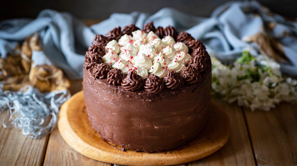 King torta za slavsku trpezu: Slojevi karamele i čokolade koje osvajaju sve generacije 1