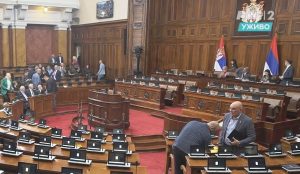 Određen sat za glasanje u Skupštini 1