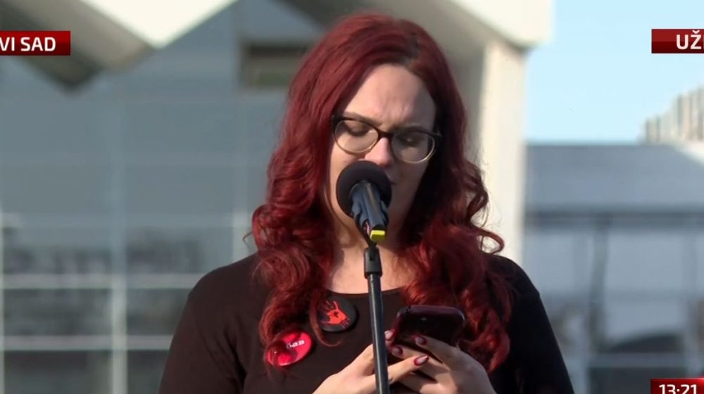 Studentkinja na skupu u Novom Sadu: Pad nadstrešnice nije tragedija, već zločin i ubistvo 1