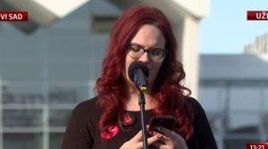 Studentkinja na skupu u Novom Sadu: Pad nadstrešnice nije tragedija, već zločin i ubistvo 2 Studentkinja na skupu u Novom Sadu: Pad nadstrešnice nije tragedija, već zločin i ubistvo 1