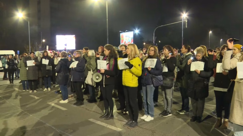 Građani Subotice 13. veče zaredom protestuju u centru grada 1