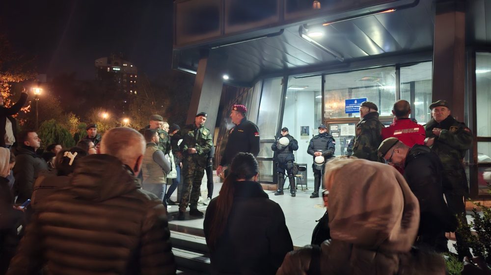 UŽIVO Sin autoprevoznika Jaćimovića kaže da će njegov otac uskoro biti pušten na slobodu (FOTO, VIDEO) 1