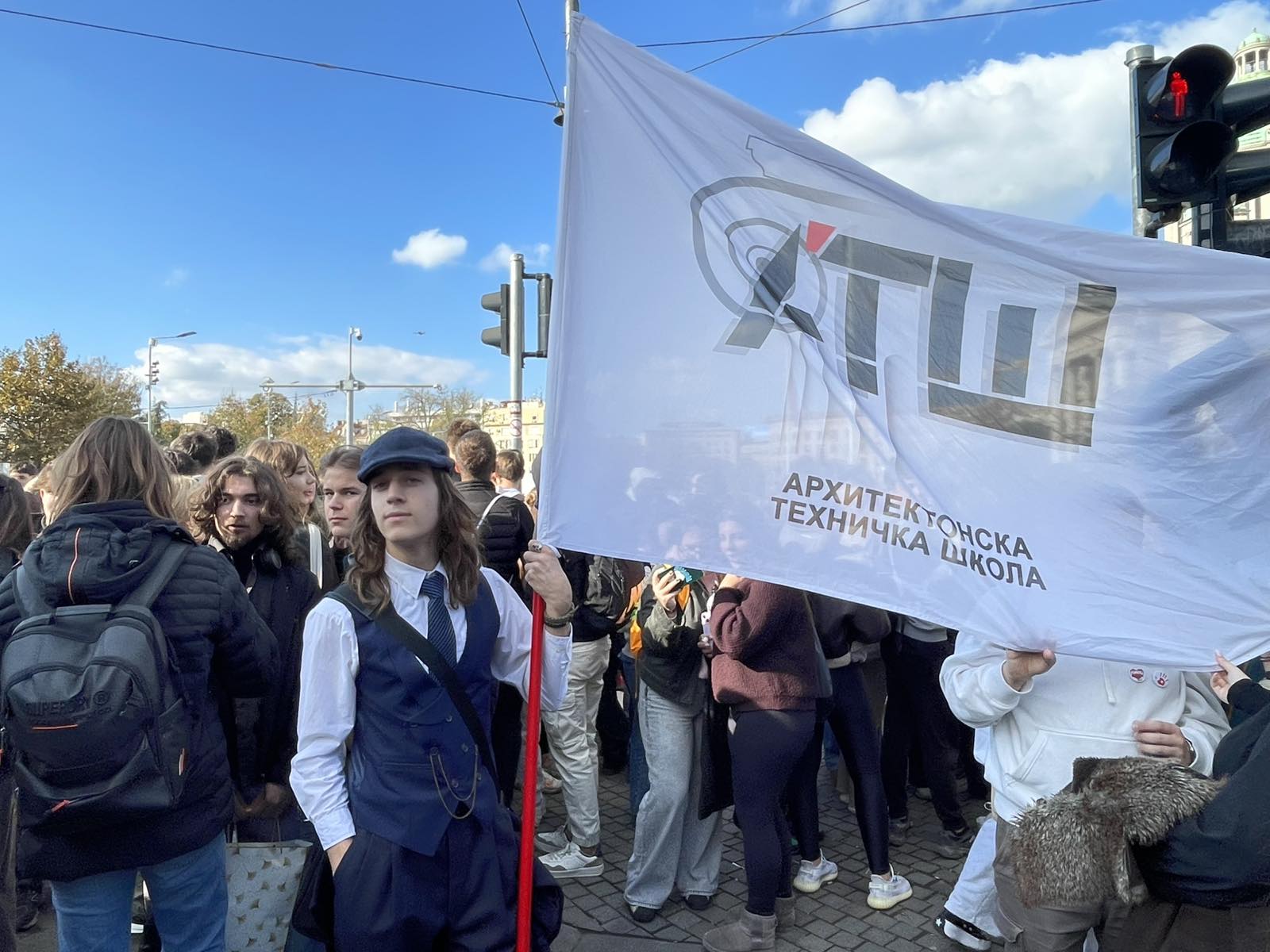 Srednjoškolci ispred Skupštine imaju poruku za vlast 2
