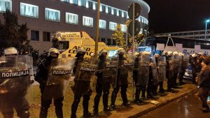 Novi Sad, autobus, protest, policija