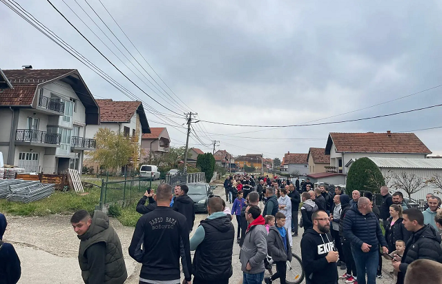 "Spontano" organizovani: Ko i zašto proganja strane radnike po Kragujevcu? 6