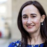 Preminula Sofi Kinsela, autorka 'Kupoholičarke' 6