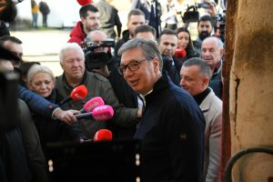 Vučić: Doveli su batinaše iz svih krajeva, pa opet izgubili na izborima 1