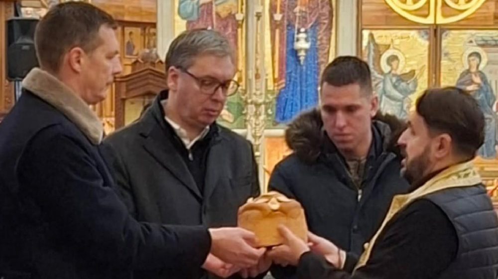 Vučići čestitali slavu Svetog Nikolu: "Da nam Bog čuva Srbiju" (FOTO) 10