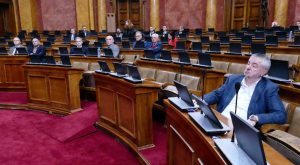 Da li je Trampov sin još u aprilu rekao Vučiću da porodica odustaje od gradnje: Šta su sve poslanici danas pitali Vladu? 9