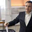 Kandidati za premijera Kosova pozvali glasače da glasaju 9