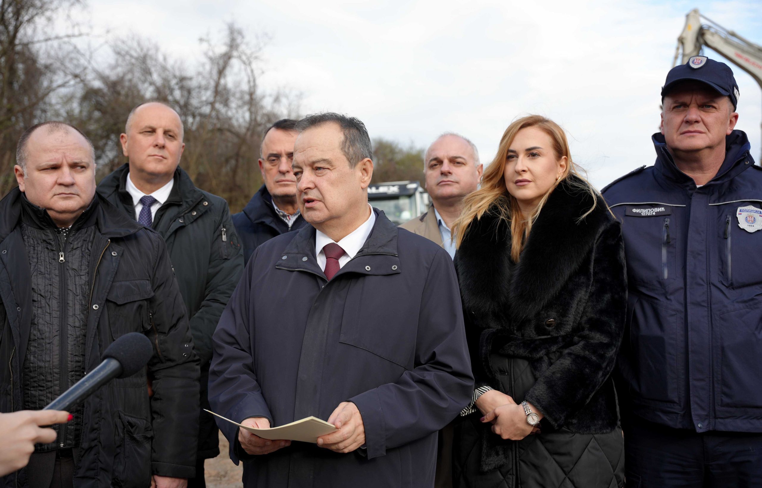 Dačić položio kamen temeljac buduće zgrade Policijske stanice Lazarevac (FOTO) 5