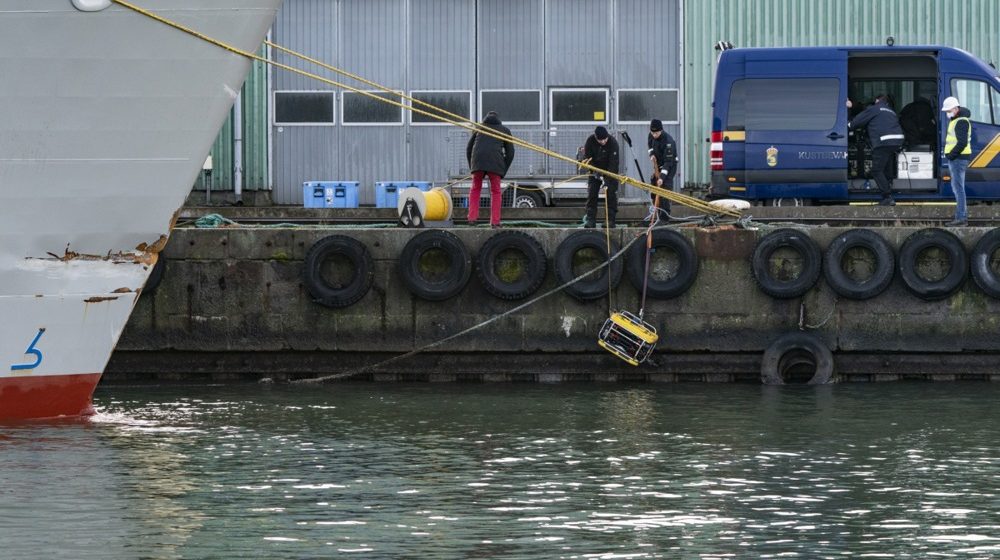(VIDEO) U Švedskoj zaplenjen ruski teretni brod: Vlasnik pod sankcijama, tereti se za prevoz oružja za rat protiv Ukrajine 10