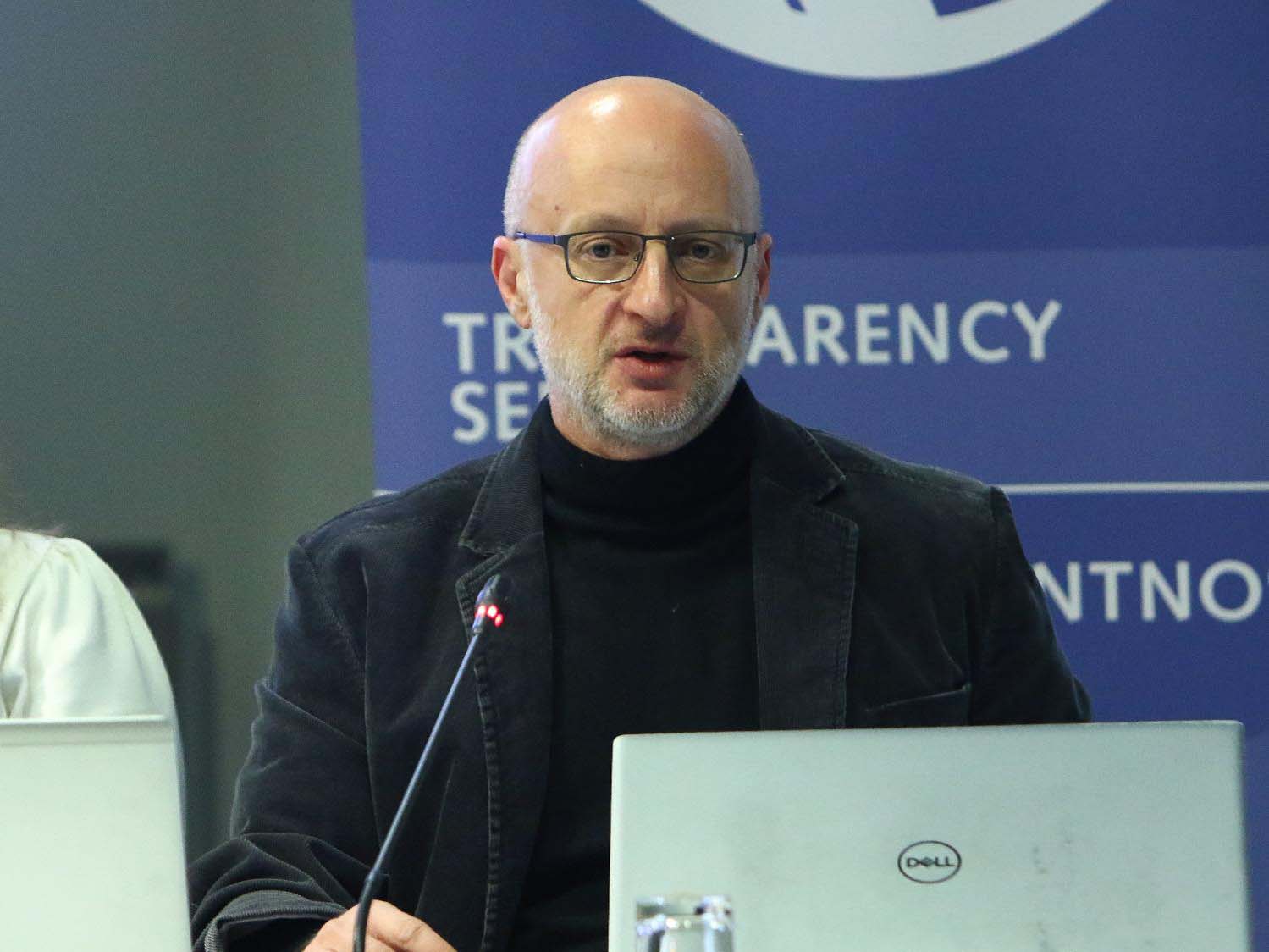 Vučić "prihvata" proveru: Ko u Srbiji primenjuje Zakon o poreklu imovine i šta sve predsednik ima? 3