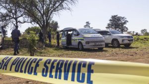 Potera u Jonahesburgu za napadačima koji su ubili devet osoba: Stiglu u dva vozila i pucali na goste kafane 1