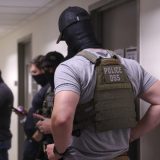 Federalni agenti SAD otpočeli masovna hapšenja migranata po Nju Orleansu 6