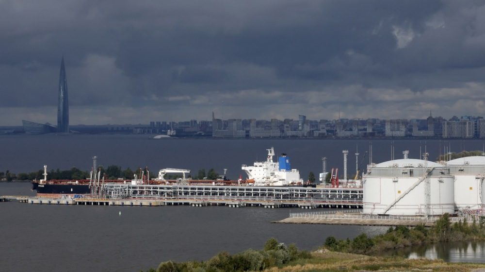 "Budžet gubi milijarde": Cene ruske nafte naglo padaju pod pritiskom američkih sankcija 9