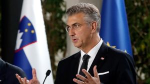 "Hrvatska utrostručila budžet za odbranu, Tompson vrlo popularan": Šta je sve rekao Andrej Plenković u Parizu? 1