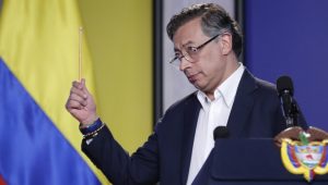 Nije trebalo dugo da Gustavo Petro, predsednik Kolumbije, odgovori predsedniku SAD Donaldu Trampu na najnoviju opasku u kojoj ga je prozvao da je "sledeći" u kampanji Bele kuće protiv trgovine drogom u regionu.