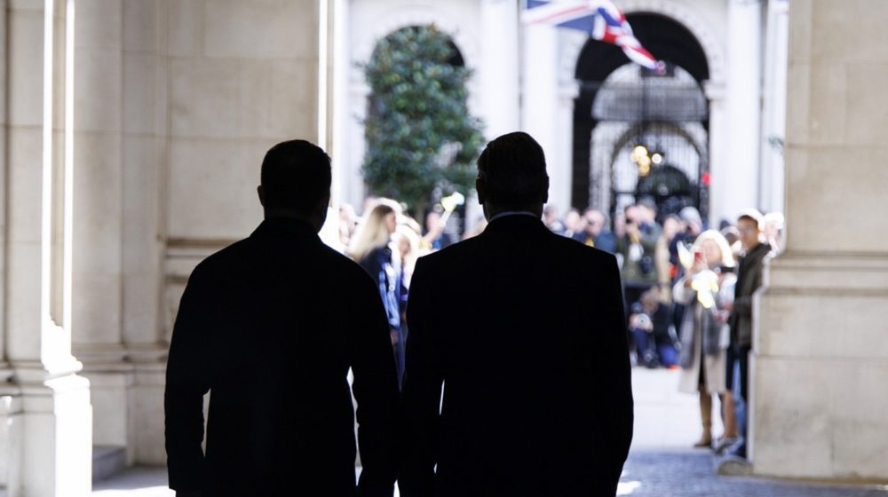 “Činjenica da je Rusija pozdravila novi stav Vašingtona kao u skladu sa njenom vizijom zabrinjavajući znak”: Košta uoči sastanka Zelenskog sa liderima EU 8